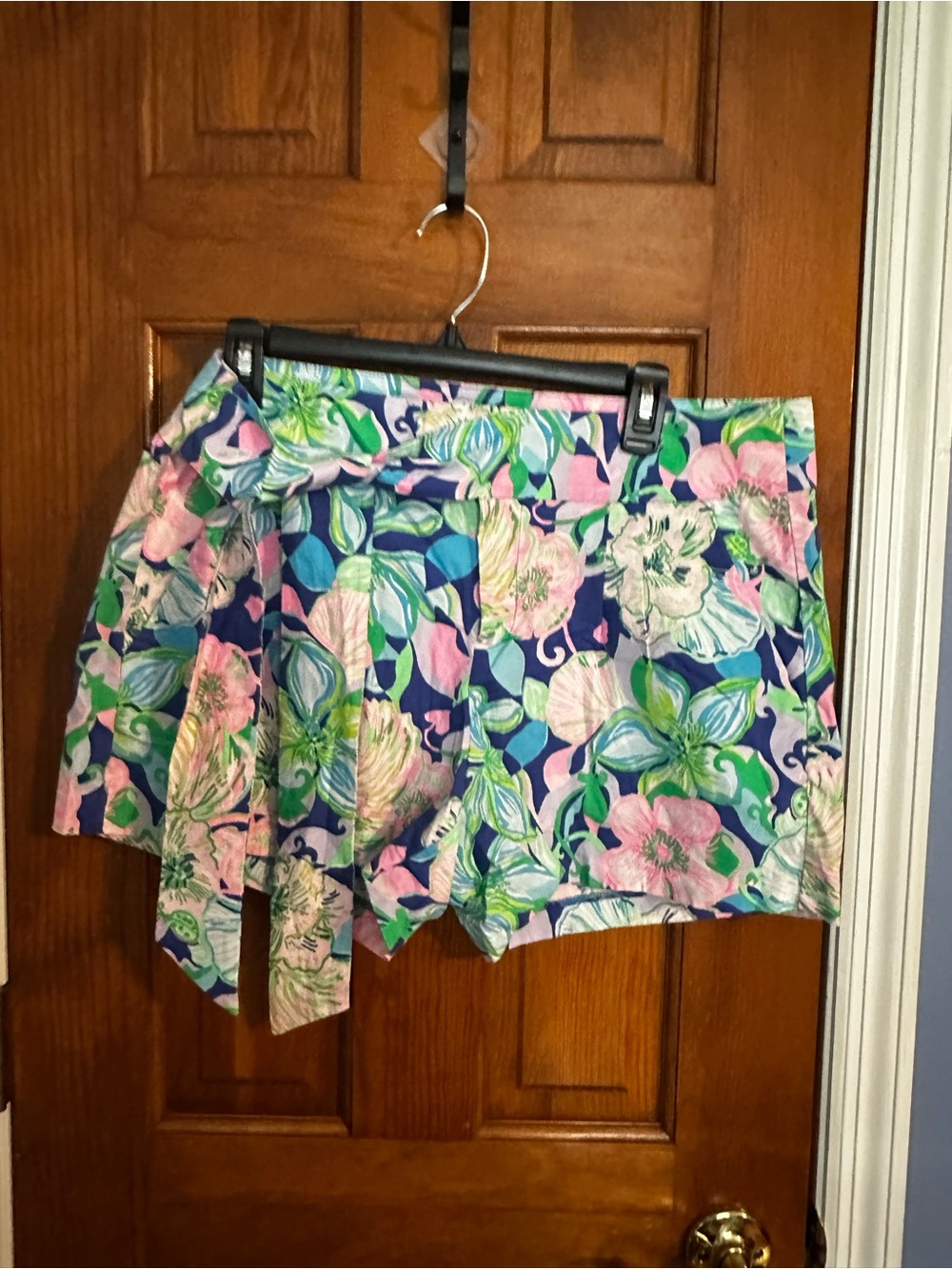Lilly Pulitzer Navy Floral Tie-Waist Skort